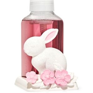 Bath and Body Works ceramic bunny foaming soap holder